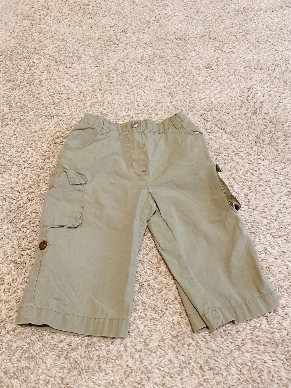 Old Navy Green Cargo Baby Boy Pants Size 6-12 months.